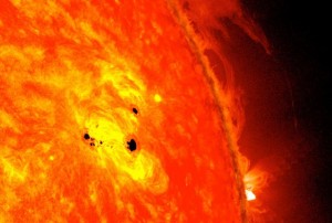 Fast-Growing-Sunspot-Observed-By-NASAs-SDO-617x416